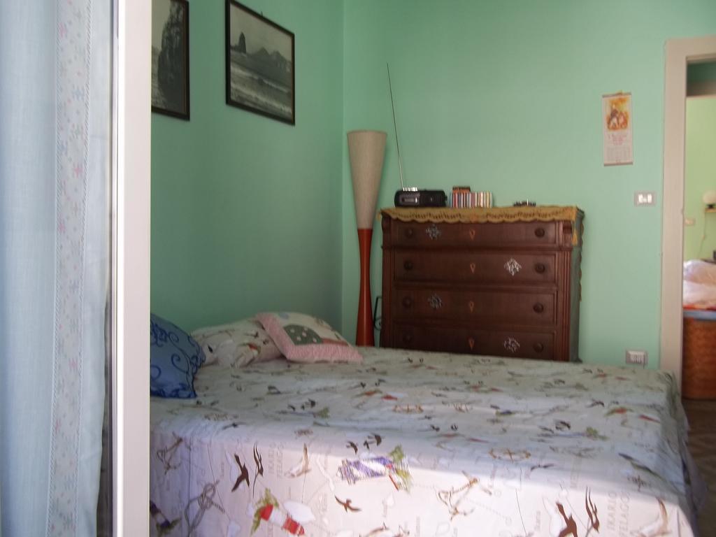 Villa Mare E Monti Giardini-Naxos Habitación foto